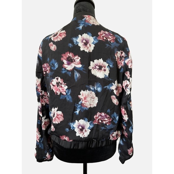Bomber Flower Jacket in black with flowers all over in size small. - Picture 3 of 4